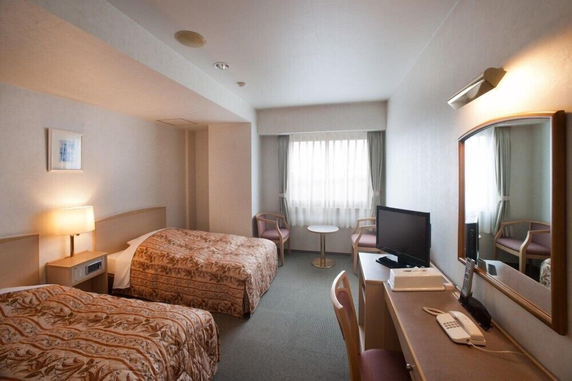 Hotel Sunshine Tokushima Exterior photo